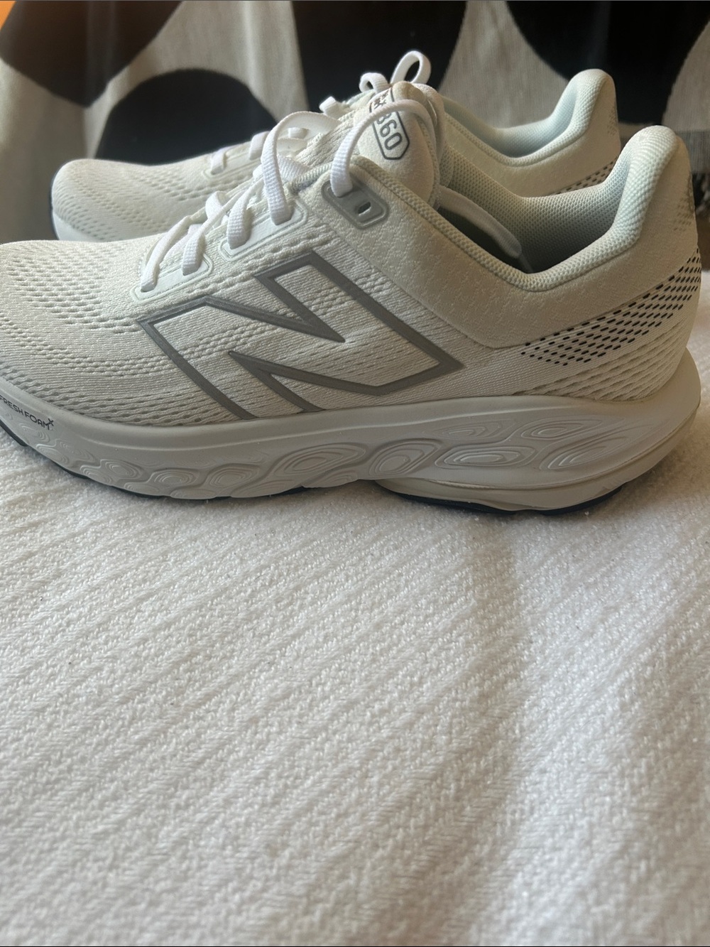 New Balance Women's Athletic Running Shoes - Light Gray/White